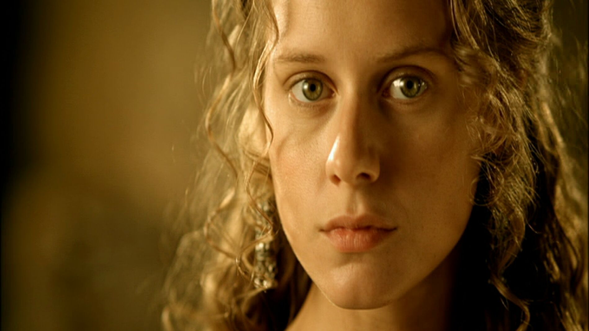 Promo Hispania Manuela Vell&eacute;s