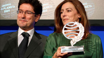 Ángeles Caso, premio Planeta 2009