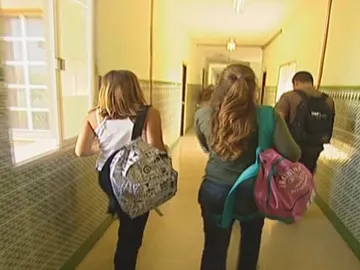 Un alumno será indemnizado por recibir collejas en el colegio Un alumno será indemnizado por recibir collejas en el colegio