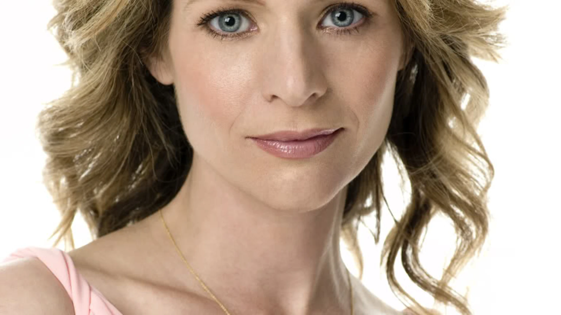 Jessalyn Gilsig 