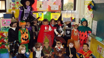 Niños disfrazados en Halloween