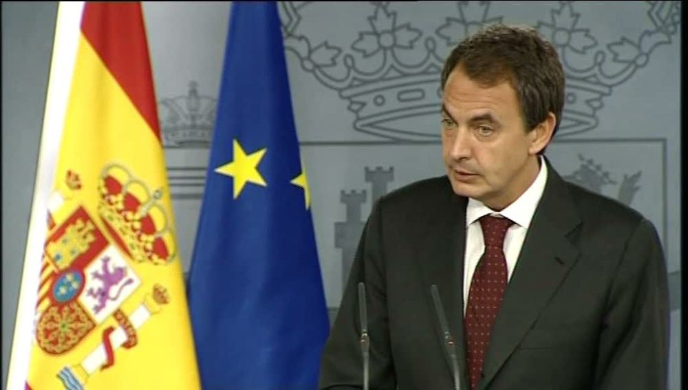 Zapatero explica los cambios de Gobierno