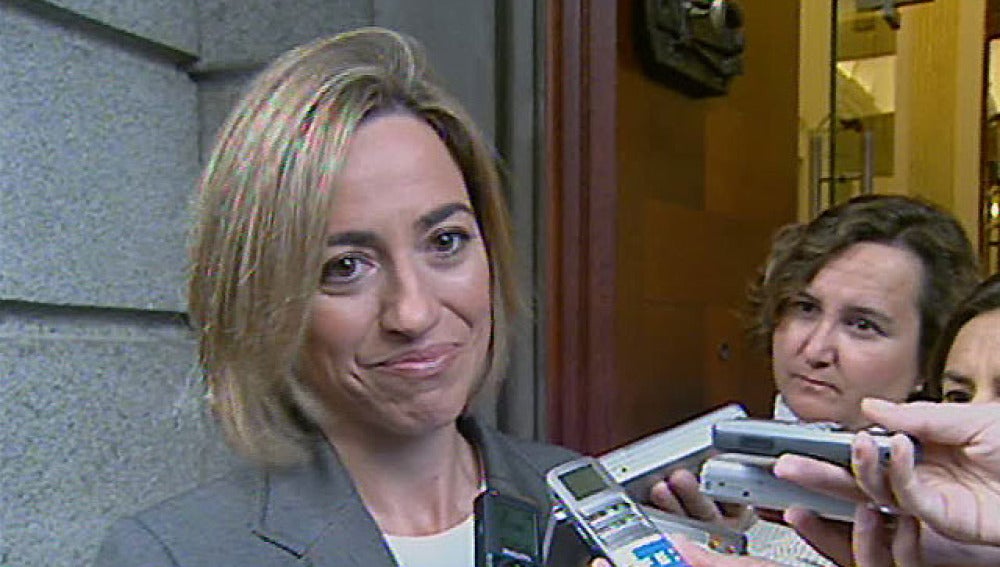 Carme Chacón antes de entrar al Congreso