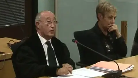 Pilar Marcos, acusada de asesinato, durante el juicio Pilar Marcos, acusada de asesinato, durante el juicio