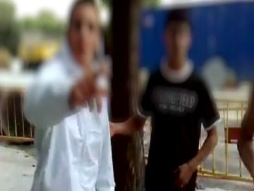 La policía los busca por colgar videos vejatorios en Internet La policía los busca por colgar videos vejatorios en Internet