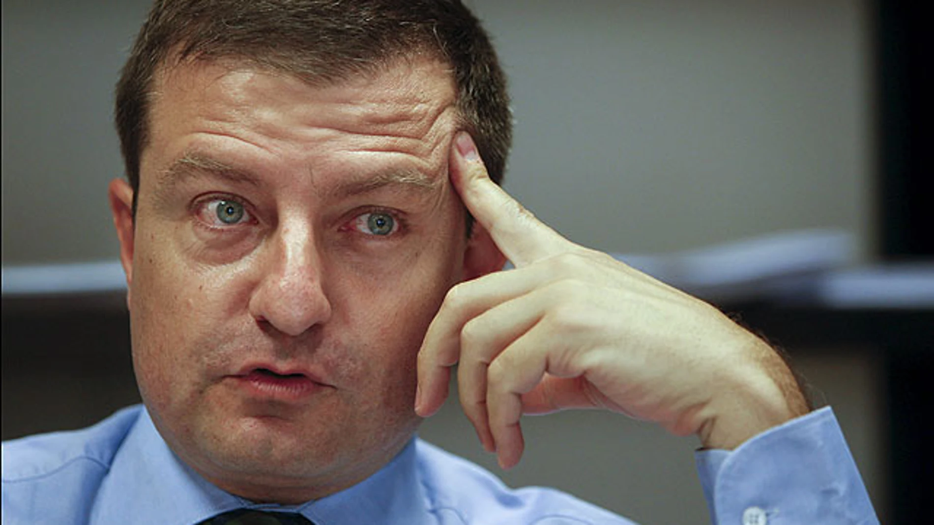 La ministras de Cultura cesa al director general del cine. La ministras de Cultura cesa al director general del cine.