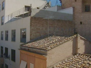 Caen tres 'yamakasi' en Valencia Caen tres 'yamakasi' en Valencia
