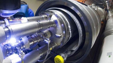 Un pequeño Big Bang generado en cuatro días por el colisionador del CERN
