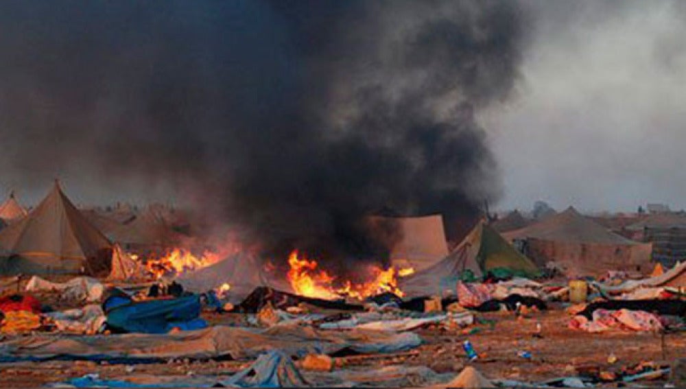 Ataque al campamento saharaui en El Aaiún