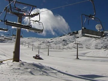 Pista de nieve en Sierra Nevada