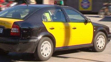  Más de cien euros por vomitar en el interior de un taxi