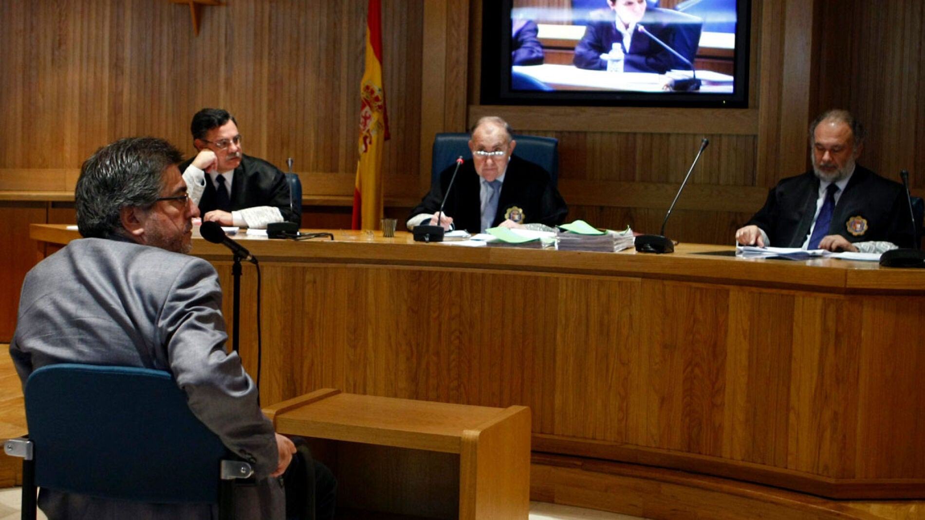 Eguiguren