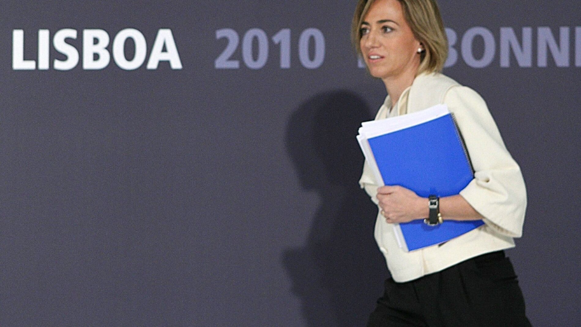 Carme Chac&oacute;n en Lisboa