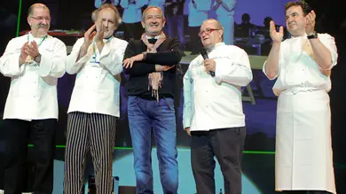 Arguiñano homenajeado por los mejores cocineros en San Sebastián Arguiñano homenajeado por los mejores cocineros en San Sebastián