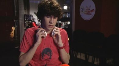 Borja le pide matrimonio a Fer