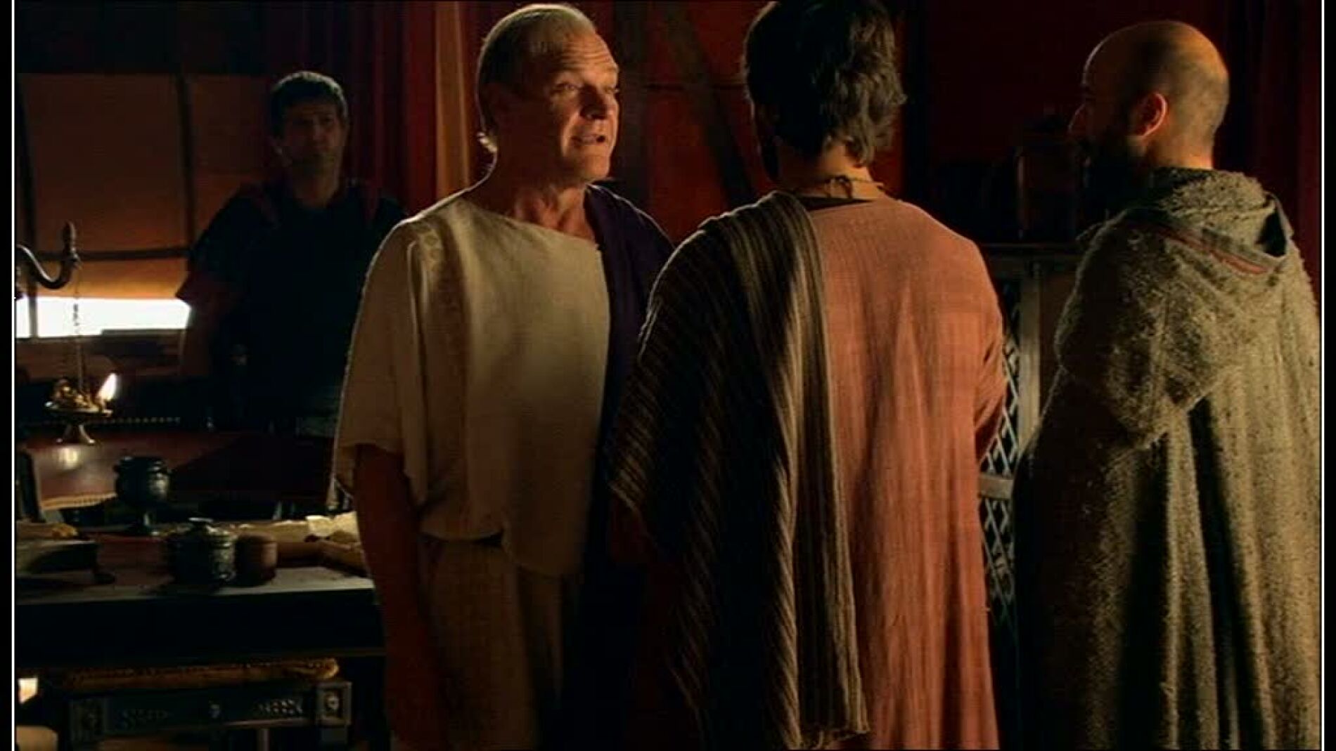 Galba promete ayudar a los hispanos en la lucha contra los rebeldes