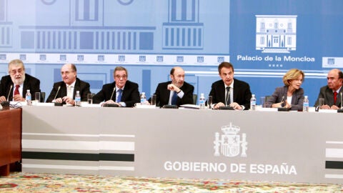 Zapatero y empresarios en Moncloa