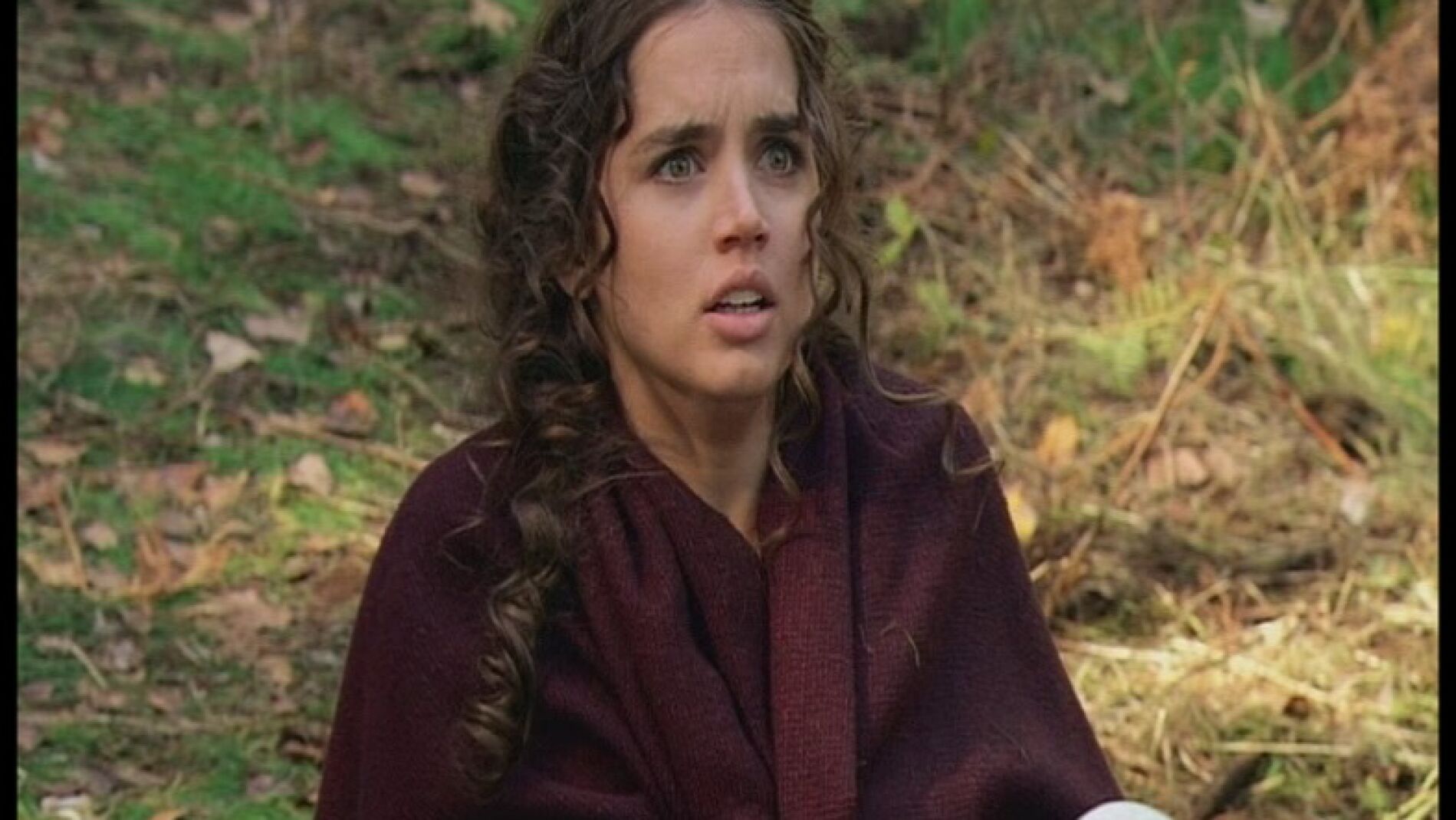 Nerea es interceptada en el bosque por Gabino