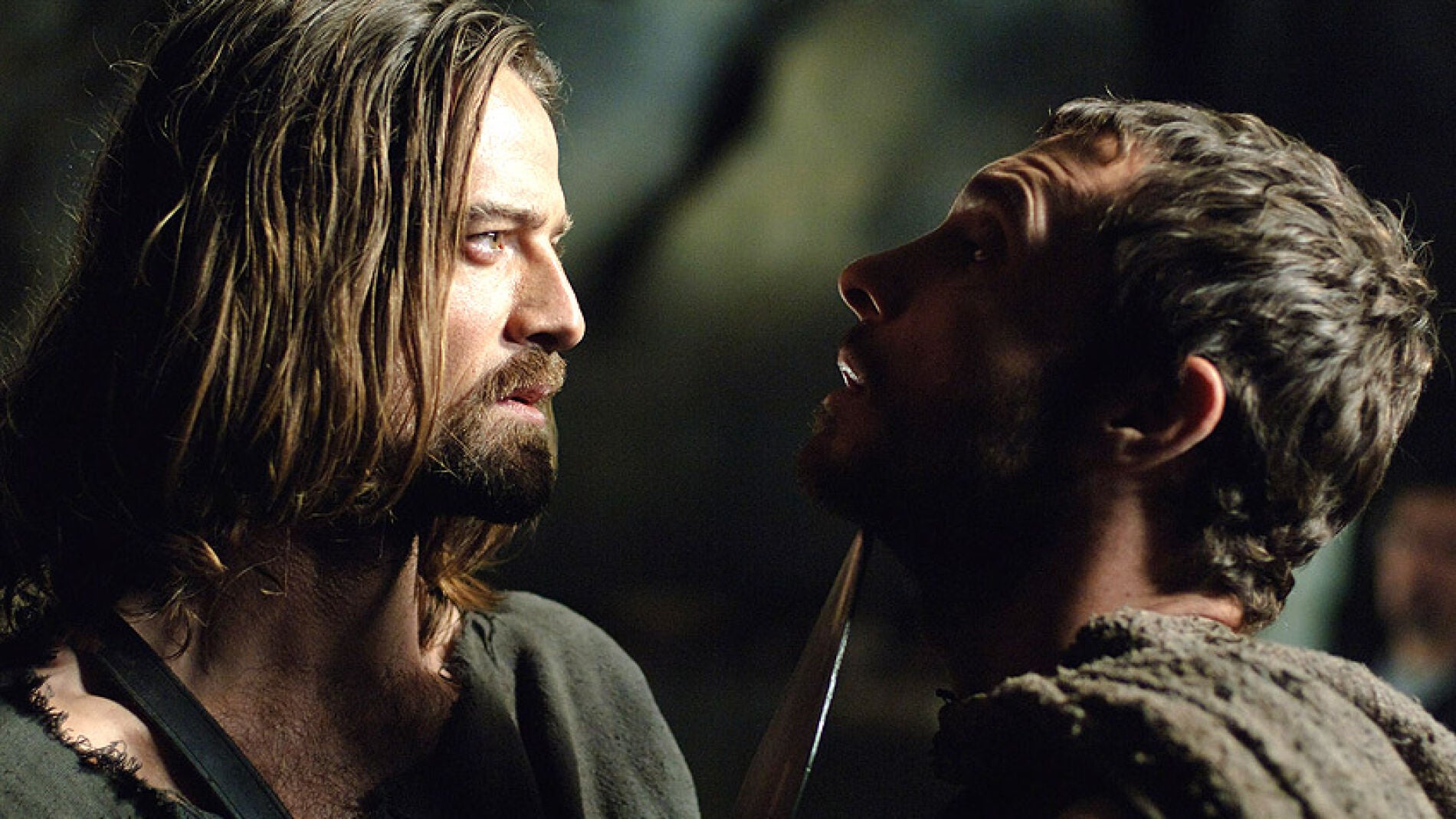 Leukon amenaza a H&eacute;ctor