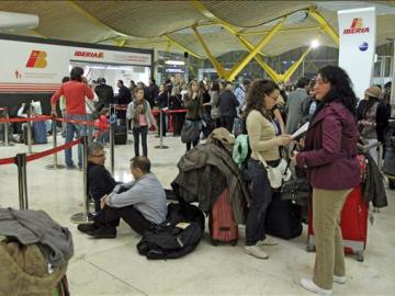 Pasajeros sin rumbo en Barajas