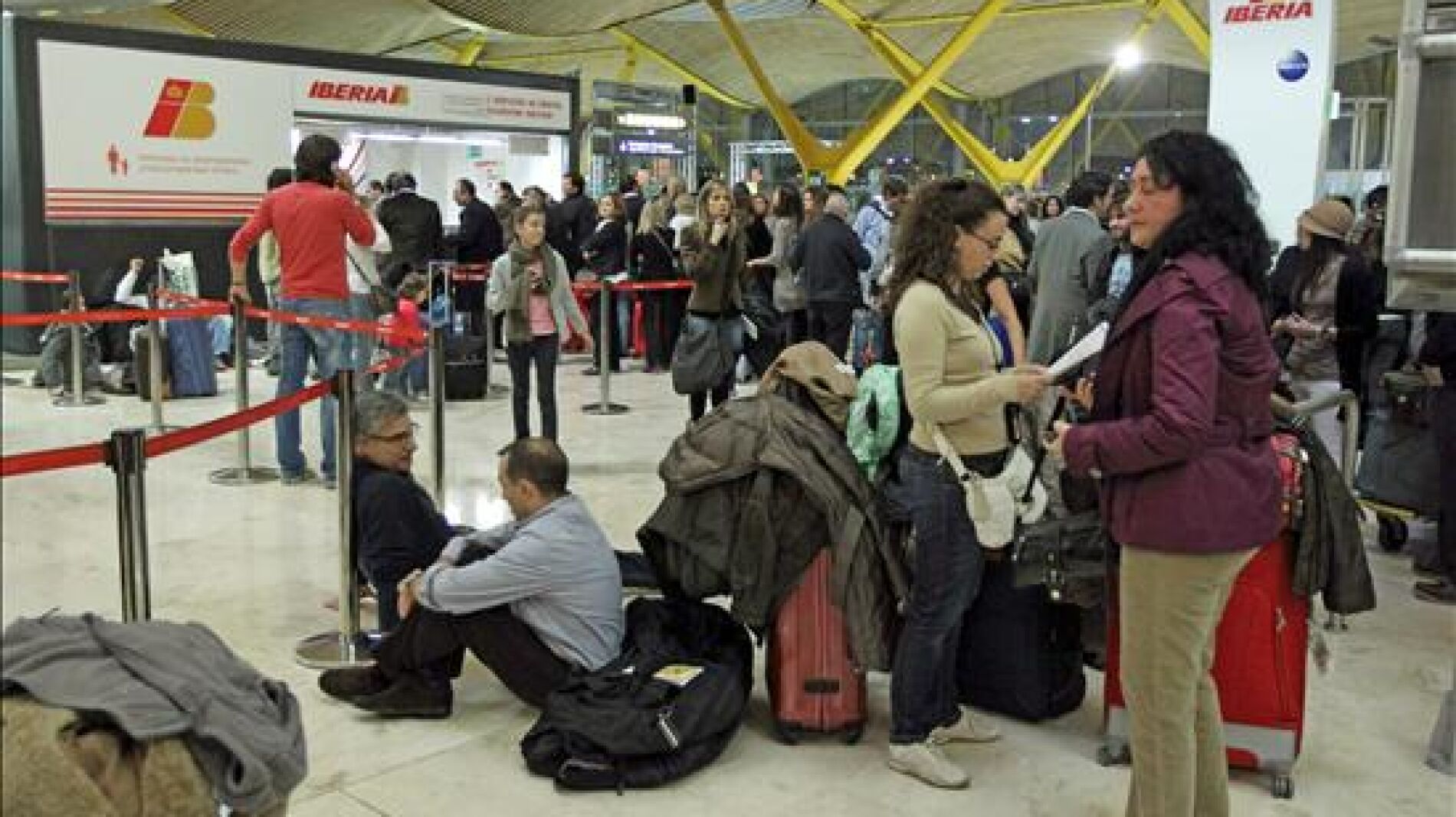 Pasajeros sin rumbo en Barajas