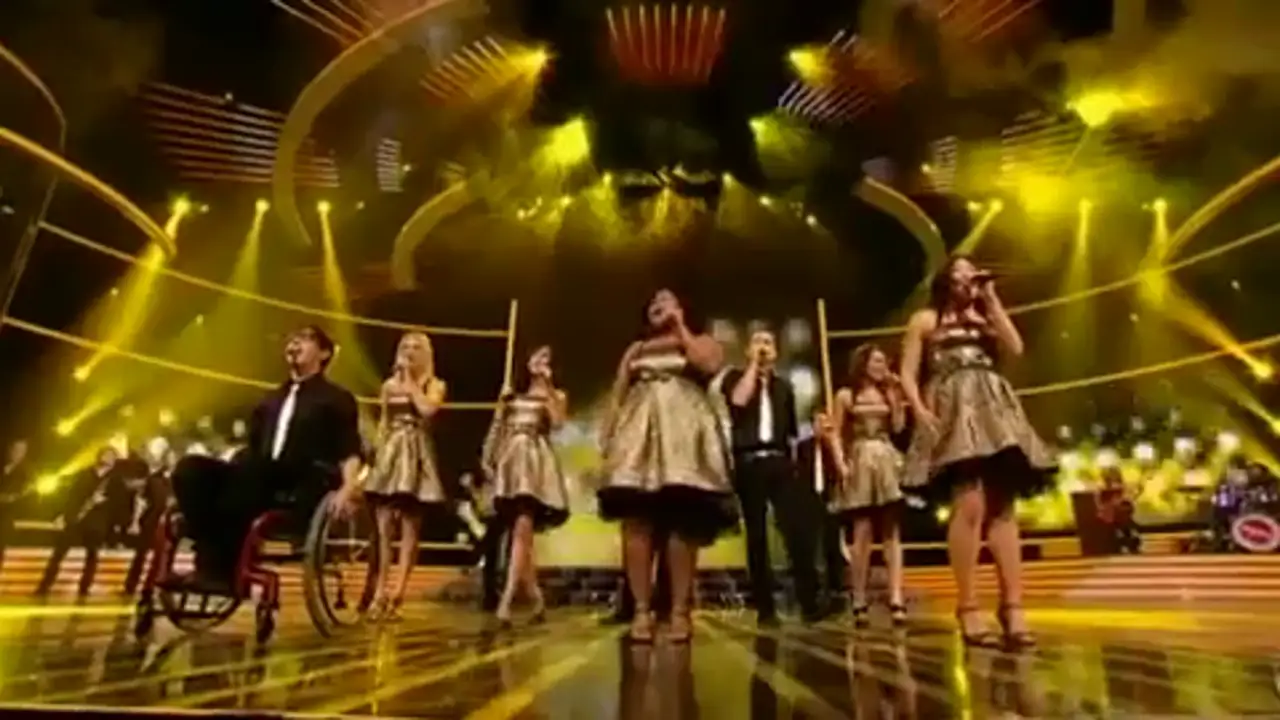 Los chicos de Glee deslumbran en "Factor X"