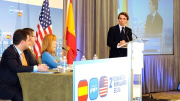 Aznar clausura el II Congreso del PP en EEUU