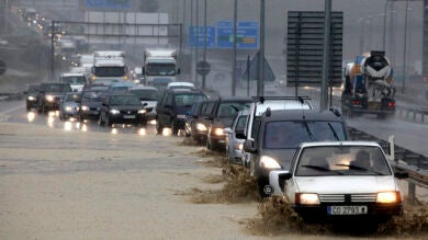 Las lluvias obligan a evacuar el hospital de la localidad sevillana de Écija