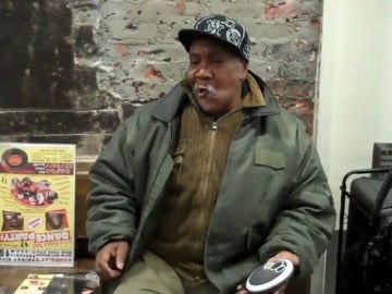 Geechee Dan, un indigente con una voz portentosa