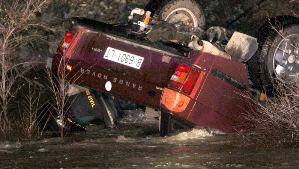 El coche de los padres del niño fallecido