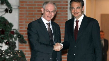 Zapatero con Herman van Rompuy durante su reunión en la Moncloa