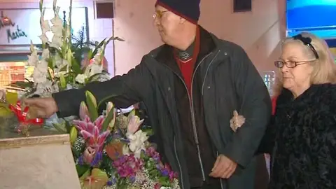 Homenaje a las víctima en Zaragoza Homenaje a las víctima en Zaragoza