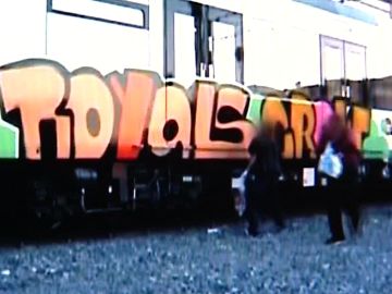 Pintadas en el metro de Valencia