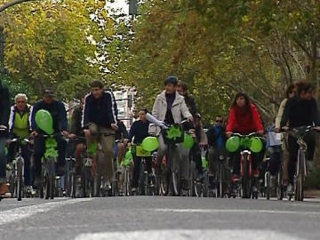 Protesta en Valencia por los carriles bici