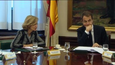 Zapatero se reúne con Salgado para analizar la crisis de los mercados 