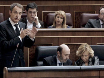Zapatero: "En los 8 años de gobierno del PP no hubo política social" Zapatero: "En los 8 años de gobierno del PP no hubo política social"