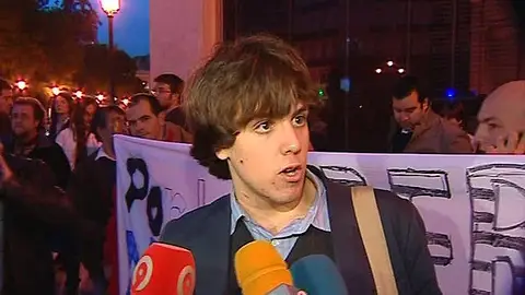 El defensor más joven de Assange El defensor más joven de Assange