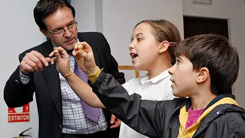 Alejandra Alves y Eduardo Escobar en un ensayo Alejandra Alves y Eduardo Escobar en un ensayo