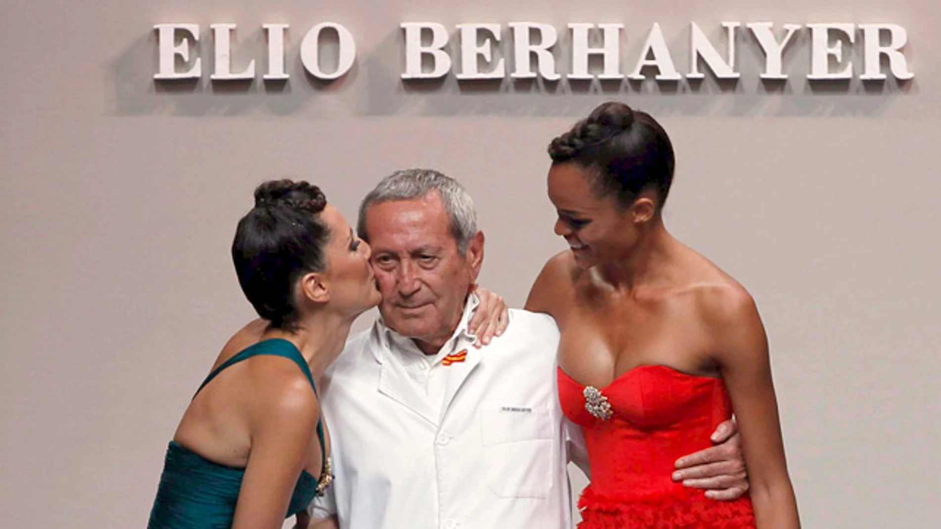 Elio Berhanyer, en uno de sus desfiles Elio Berhanyer, en uno de sus desfiles