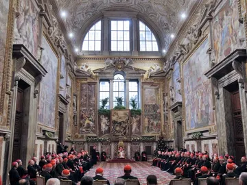 El Papa se reúne con los Cardenales El Papa se reúne con los Cardenales