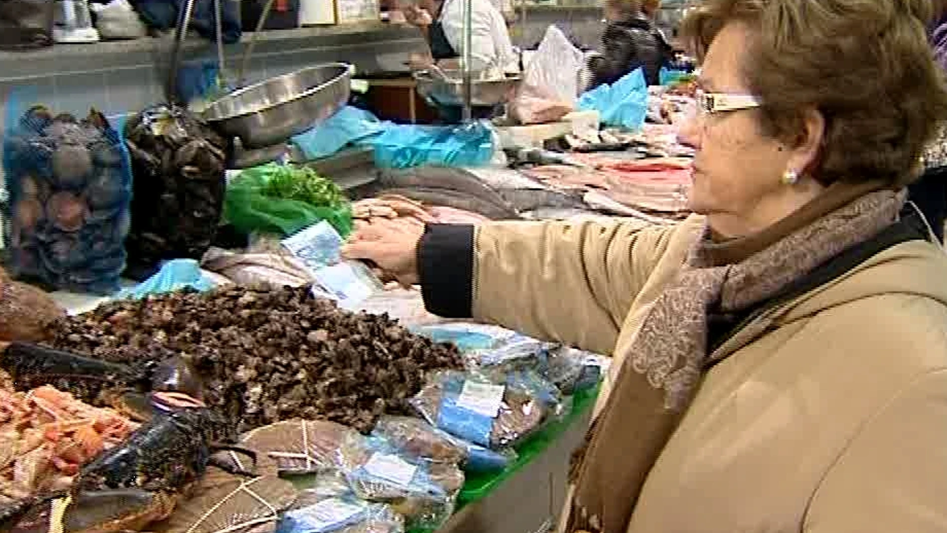 Comprando marisco Comprando marisco