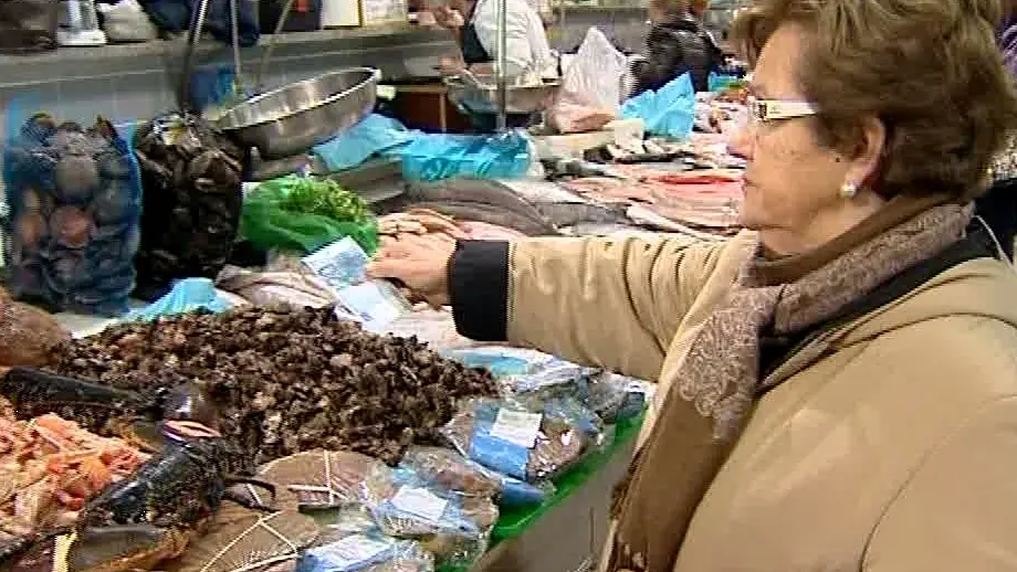 Comprando marisco Comprando marisco
