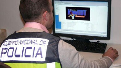 Detenidos dos propietarios de webs de descarga de películas