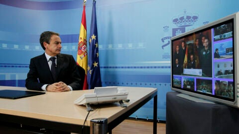Videoconferencia de Zapatero con las tropas