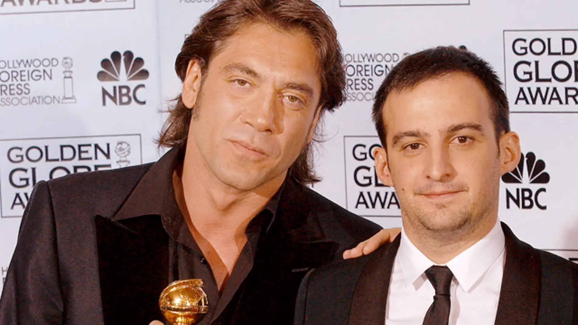 Alejandro Amenábar y Javier Bardem en los Globos de Oro
