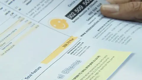 Factura de la luz Factura de la luz