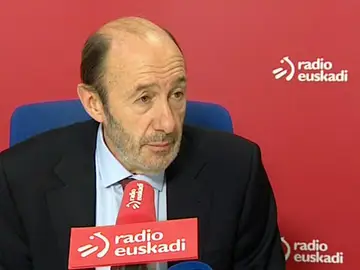 Rubalcaba, en 'Radio Euskadi' Rubalcaba, en 'Radio Euskadi'