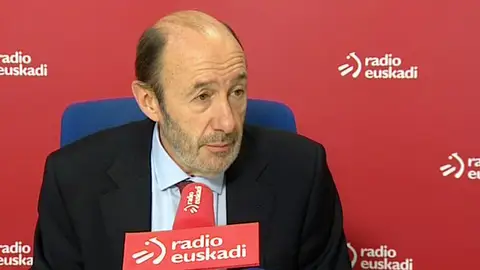 Rubalcaba, en 'Radio Euskadi' Rubalcaba, en 'Radio Euskadi'