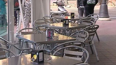 Los hosteleros buscan soluciones a la Ley Antitabaco