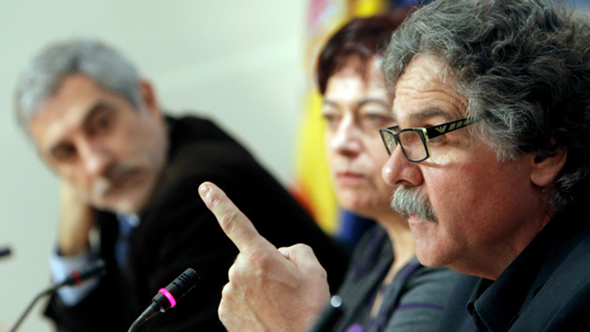 Los diputados de ERC Joan Tardà; BNG, Olaia Fernández, e IU, Gaspar Llamazares Los diputados de ERC Joan Tardà; BNG, Olaia Fernández, e IU, Gaspar Llamazares
